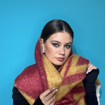 Φουλάρι:FLR113